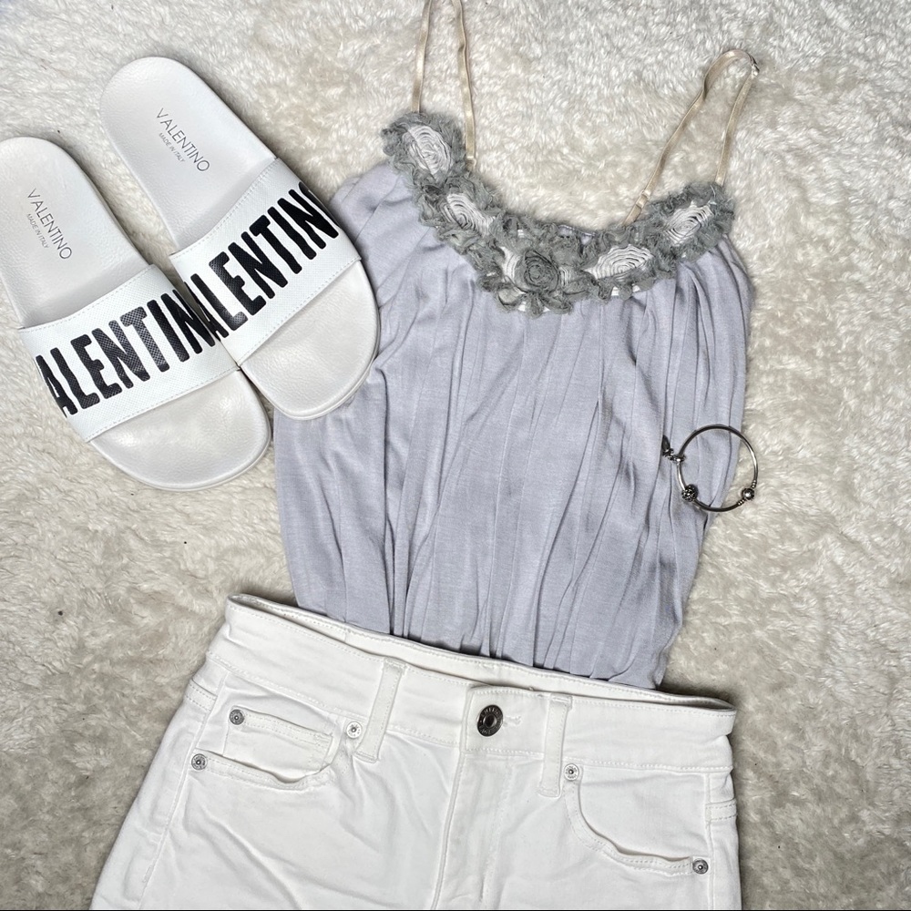 🔥2/$20🔥 Y2K Gray Pleated Tank Top with Floral Neckline and Adjustable Straps